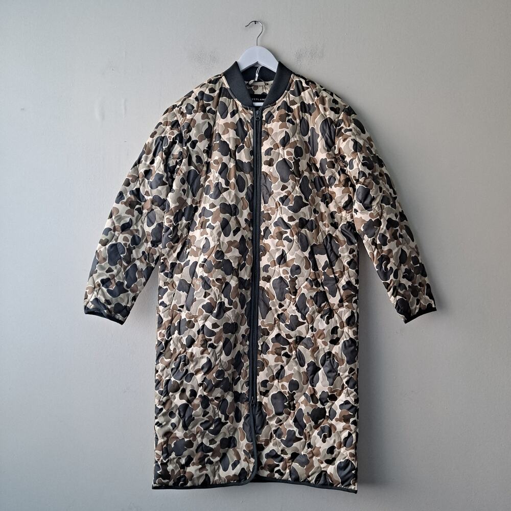 NWT Everlane The Renew Long Liner Zip Puffer Jacket Biscotti Camo Women Size XXS - Picture 4 of 14